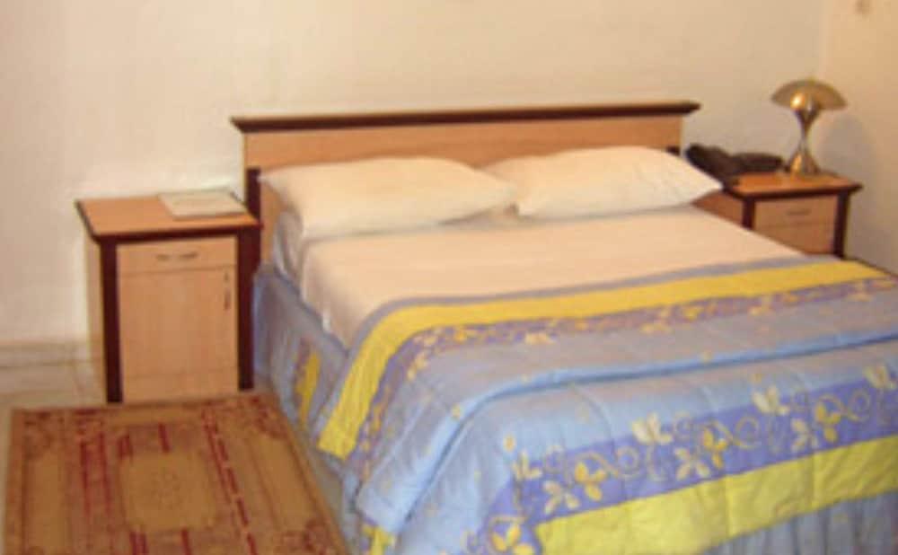 Homeland Hotel نيامي المظهر الخارجي الصورة