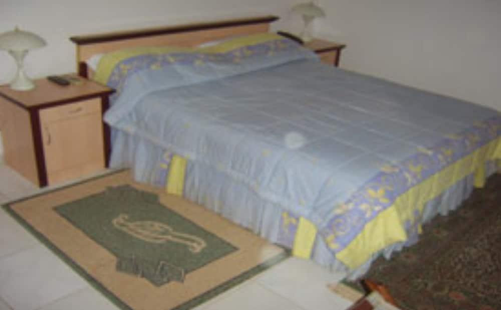 Homeland Hotel نيامي المظهر الخارجي الصورة