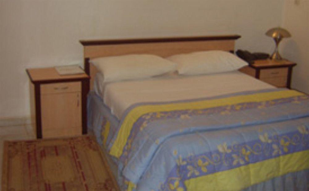 Homeland Hotel نيامي المظهر الخارجي الصورة